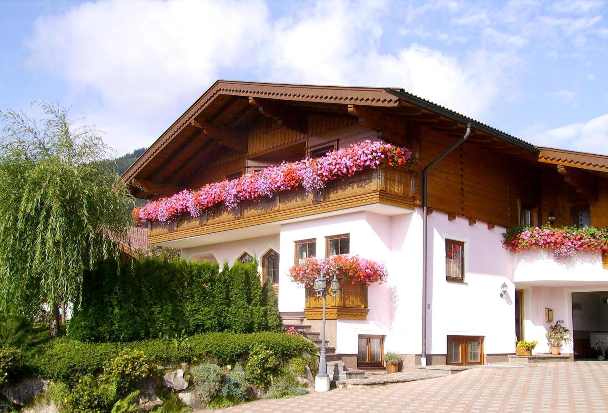 Haus Sonnenschein * Flachau